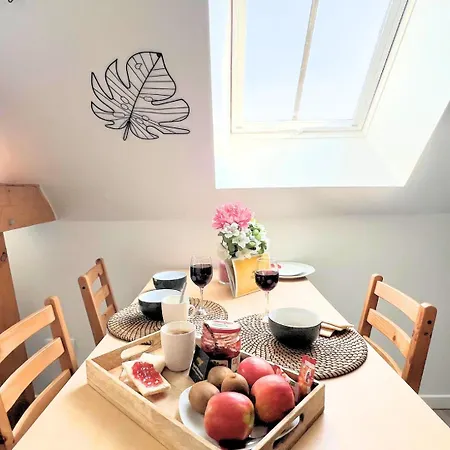 Avec Parking Privé Gratuit, Proche Centre-ville *