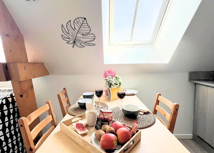 Avec Parking Prive Gratuit, Proche Centre-ville *