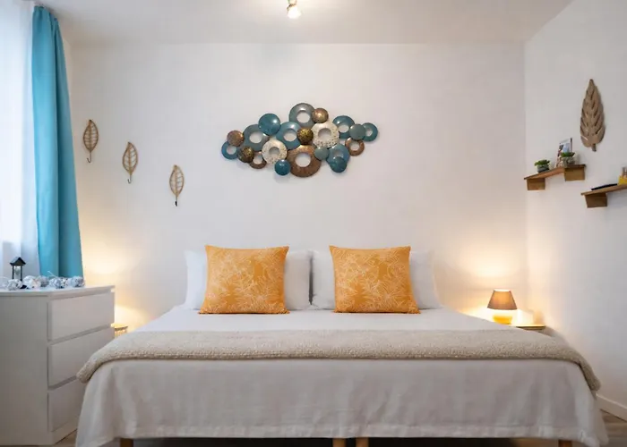 Apartment Avec Parking Prive Gratuit, Proche Centre-ville Saint-Omer (Pas-de-Calais)